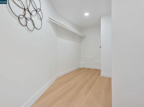 4663 Harbord Dr, Oakland CA 94618
