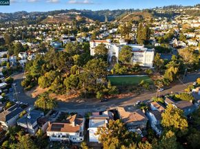 4663 Harbord Dr, Oakland CA 94618