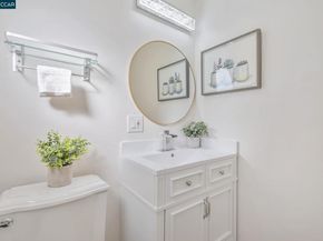 4663 Harbord Dr, Oakland CA 94618
