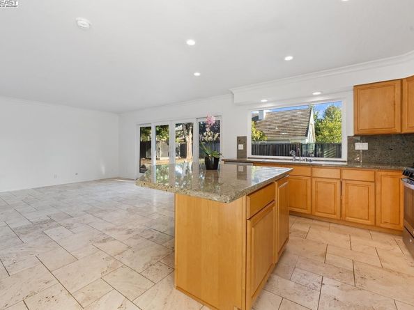 2583 Regent Rd., Livermore CA 94550