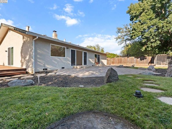 2583 Regent Rd., Livermore CA 94550