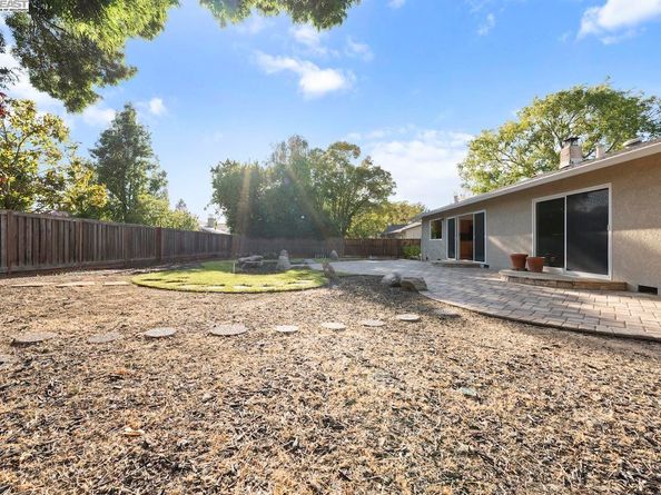 2583 Regent Rd., Livermore CA 94550