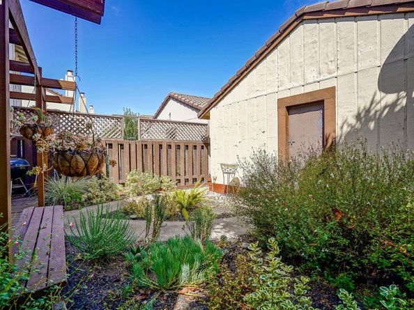 2600 Giant Road 28, San Pablo CA 94806