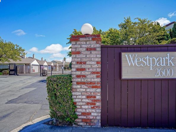 2600 Giant Road 28, San Pablo CA 94806