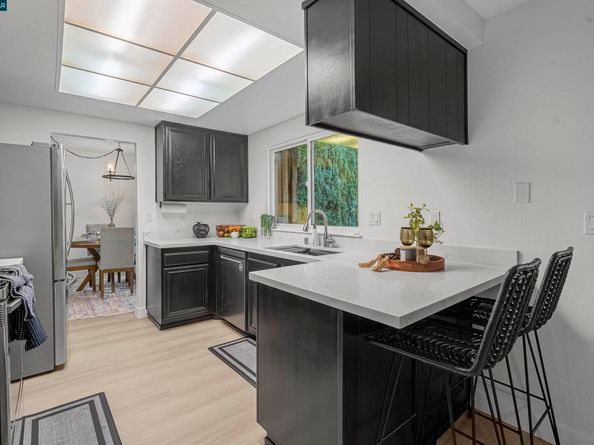 362 Willowcreek Ln, Martinez CA 94553