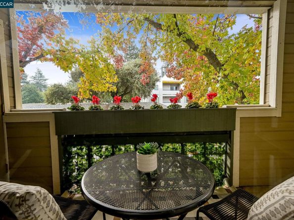 2550 Oak Rd. 209, Walnut Creek CA 94596