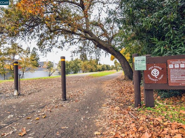 2550 Oak Rd. 209, Walnut Creek CA 94596