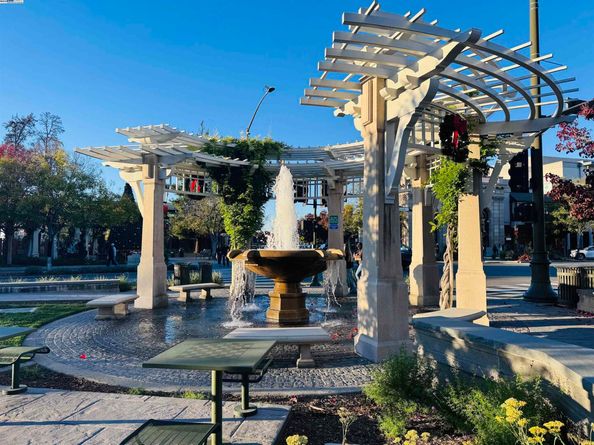 1087 Murrieta Blvd 243, Livermore CA 94550