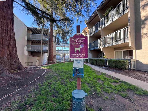 1087 Murrieta Blvd 243, Livermore CA 94550