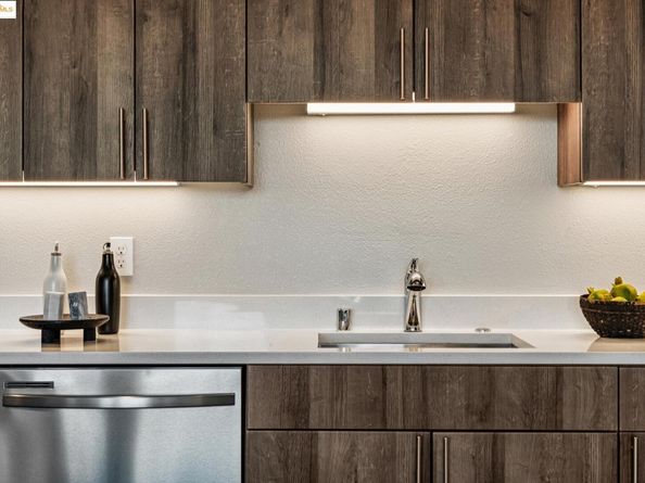 2400 Adeline ST 404, Oakland CA 94607