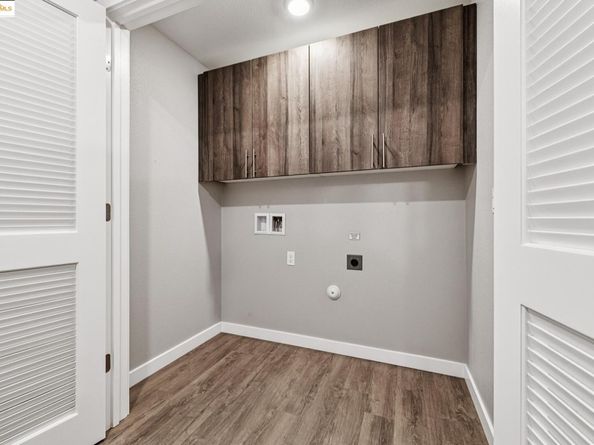 2400 Adeline ST 404, Oakland CA 94607