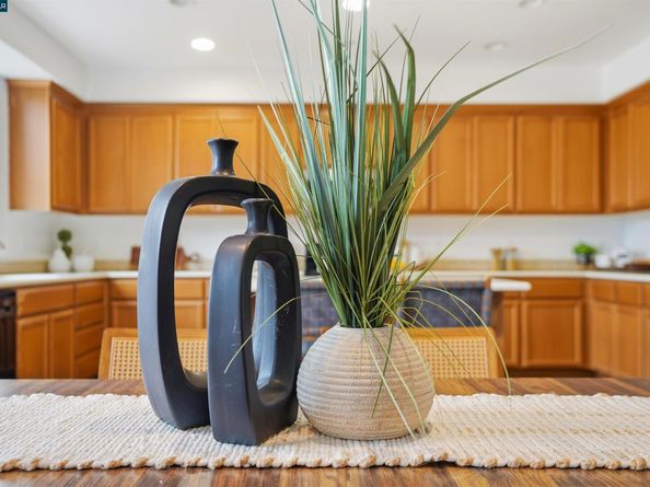 1312 Tapestry, Concord CA 94620