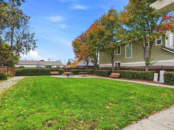 1312 Tapestry, Concord CA 94620