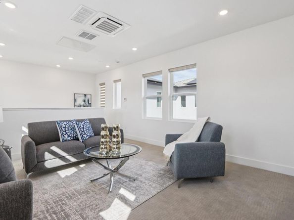 5420 Central Parkway B, Dublin CA 94568