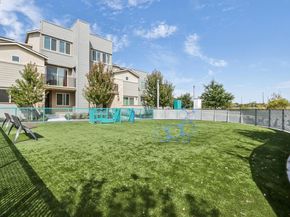 5420 Central Parkway B, Dublin CA 94568