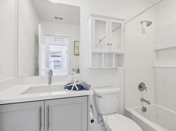 5420 Central Parkway B, Dublin CA 94568