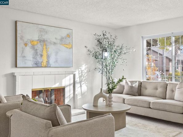 1340 Greenway Dr, Richmond CA 94803