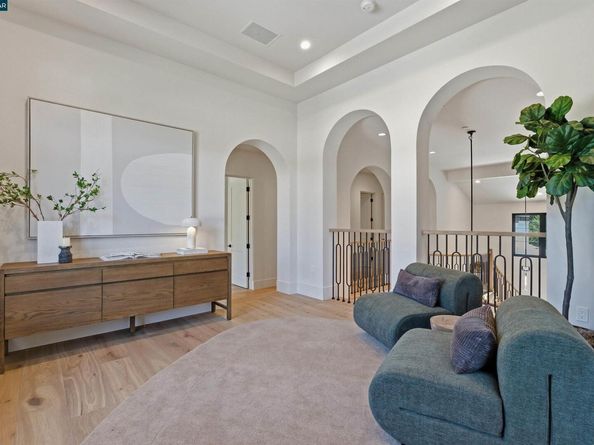 11 Xavier Ct, Alamo CA 94507