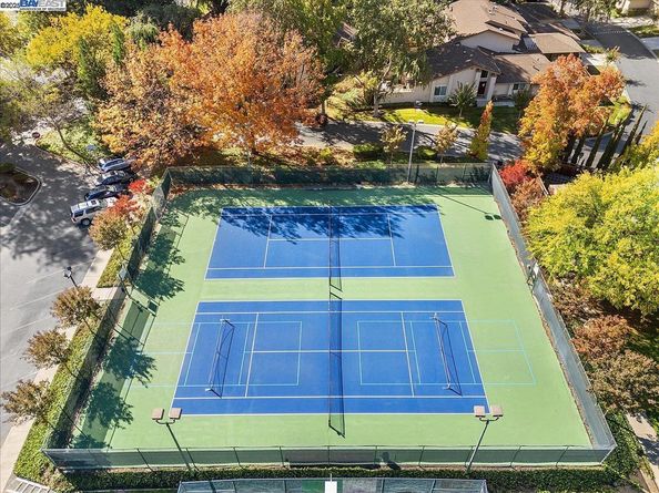 441 Sycamore Hill Dr, Danville CA 94526