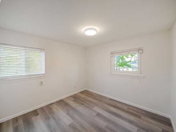 2056 Elm St, Livermore CA 94551