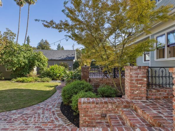 653 Saint Mary St, Pleasanton CA 94566