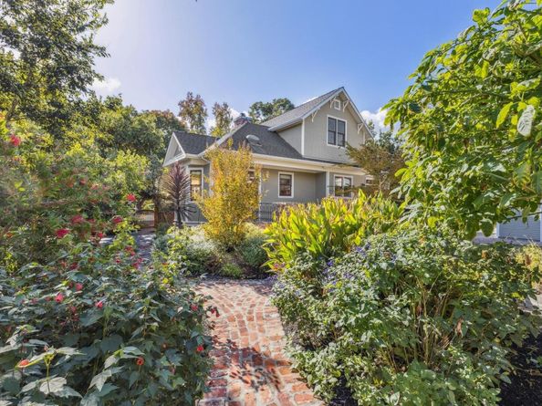 653 Saint Mary St, Pleasanton CA 94566