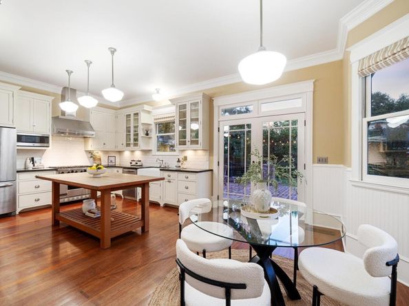 653 Saint Mary St, Pleasanton CA 94566