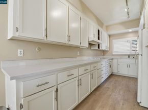 1221 Avenida Sevilla 1B, Walnut Creek CA 94595