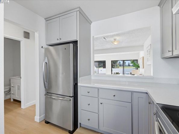 1088 Azalea Ct, Hayward CA 94541