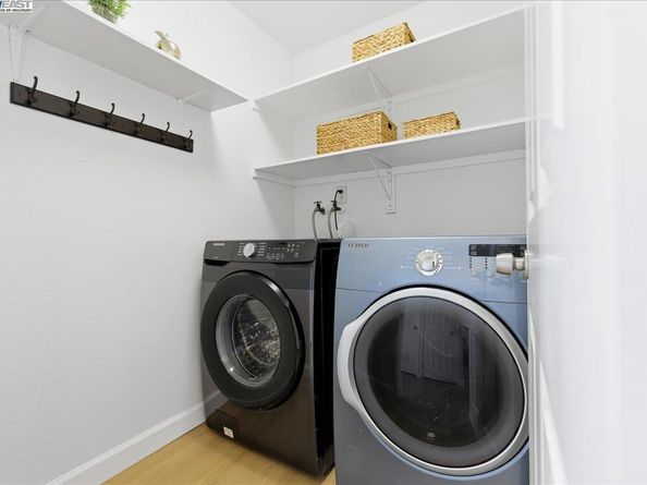 1088 Azalea Ct, Hayward CA 94541