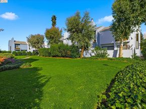 1088 Azalea Ct, Hayward CA 94541
