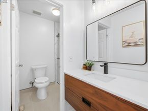 1088 Azalea Ct, Hayward CA 94541