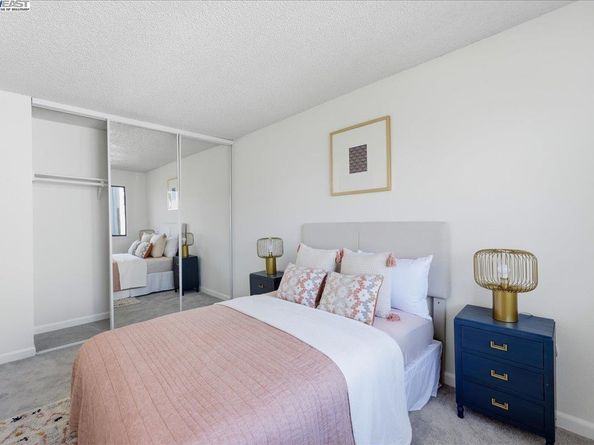 1088 Azalea Ct, Hayward CA 94541