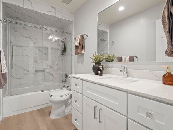 179 Oyster Pond Rd, Alameda CA 94502