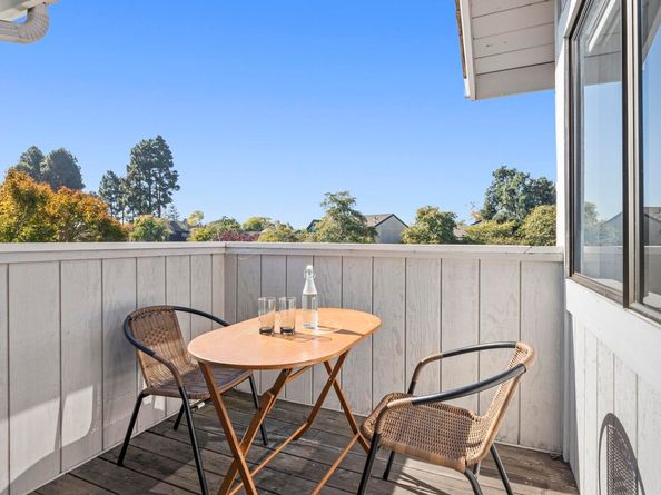 179 Oyster Pond Rd, Alameda CA 94502