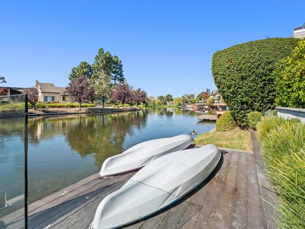 179 Oyster Pond Rd, Alameda CA 94502