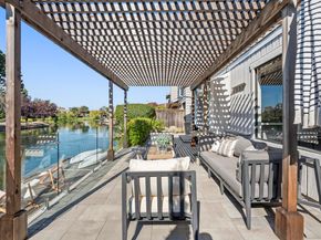 179 Oyster Pond Rd, Alameda CA 94502