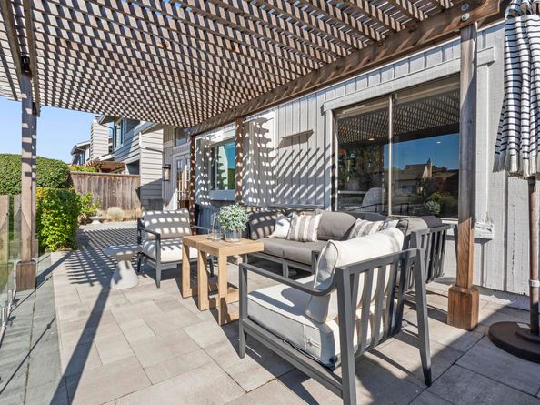 179 Oyster Pond Rd, Alameda CA 94502