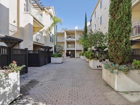 2255 Showers Dr 111, Mountain View CA 94040