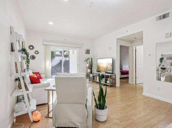 2255 Showers Dr 111, Mountain View CA 94040