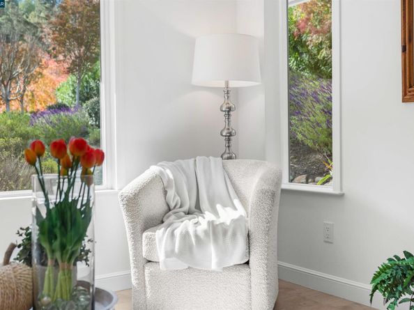 2933 Ptarmigan Dr 3, Walnut Creek CA 94595