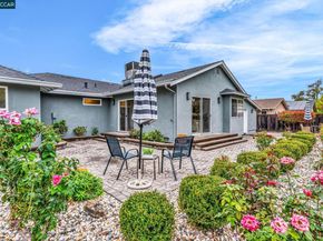 1015 Pleasant Valley Dr, Pleasant Hill CA 94523