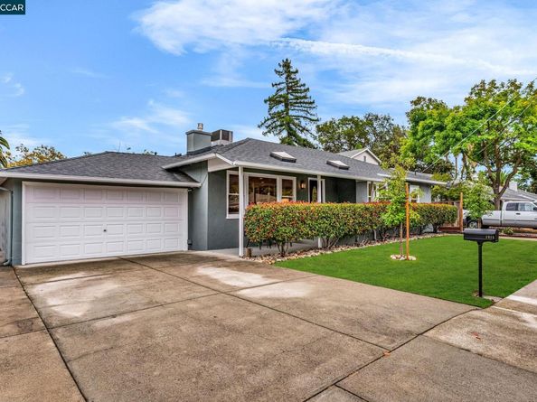 1015 Pleasant Valley Dr, Pleasant Hill CA 94523
