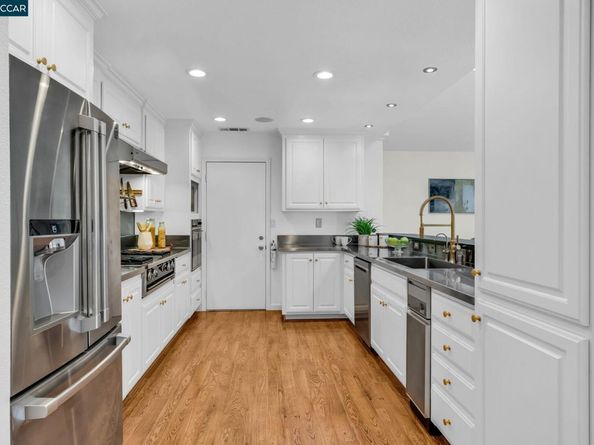 1015 Pleasant Valley Dr, Pleasant Hill CA 94523