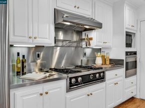 1015 Pleasant Valley Dr, Pleasant Hill CA 94523