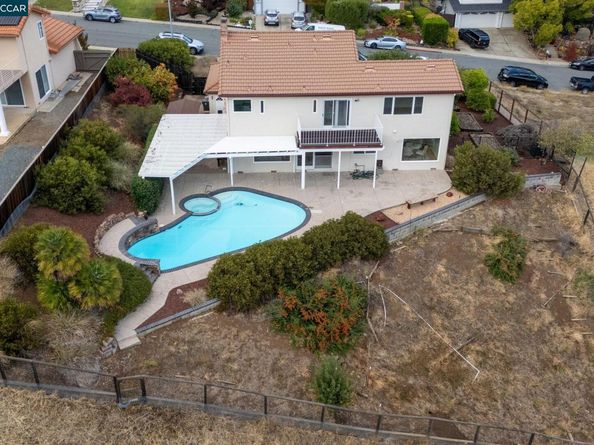308 Mountaire Pkwy, Clayton CA 94517