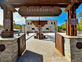 308 Mountaire Pkwy, Clayton CA 94517