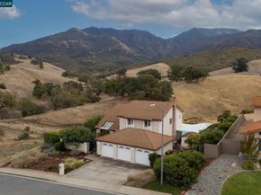 308 Mountaire Pkwy, Clayton CA 94517