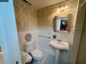 1000 Walnut Drive, Lafayette CA 94549