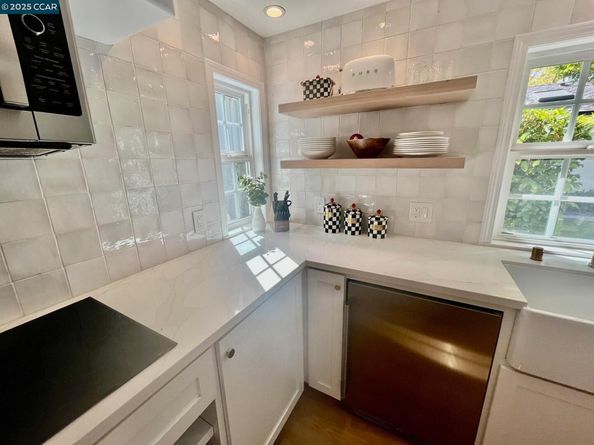 1000 Walnut Drive, Lafayette CA 94549